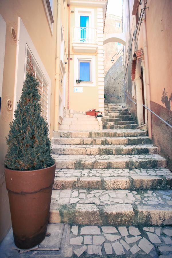 Il Viaggiatore Gaeta Medievale B&B Zewnętrze zdjęcie
