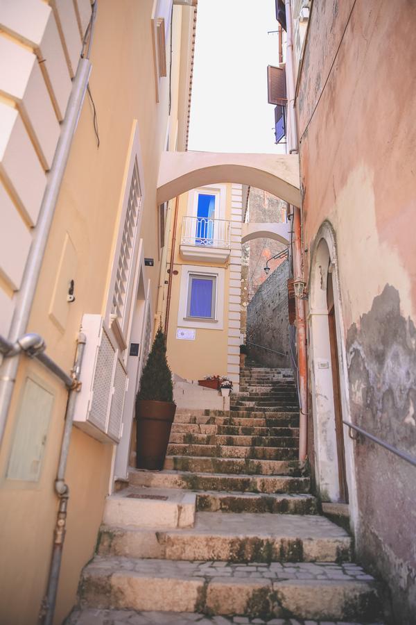 Il Viaggiatore Gaeta Medievale B&B Zewnętrze zdjęcie